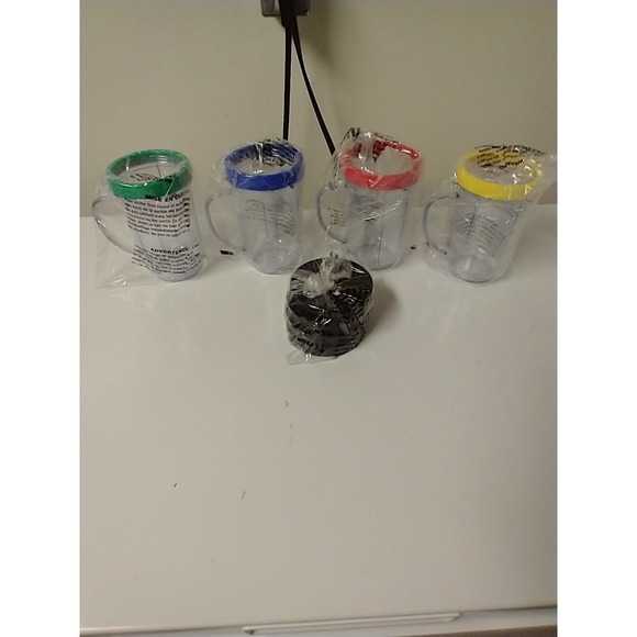 4 Magic Bullet Blender Mugs Cups With Rings & Lids Replacement Parts - Picture 1 of 6